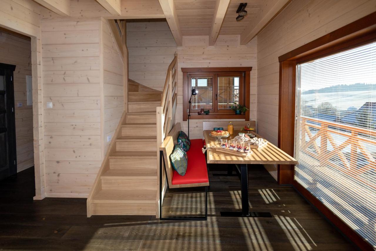 Houten Vakantiewoning "Reisnaarpolen" Royaal Ontbijt, Sauna En Hottub Czarna Góra 外观 照片
