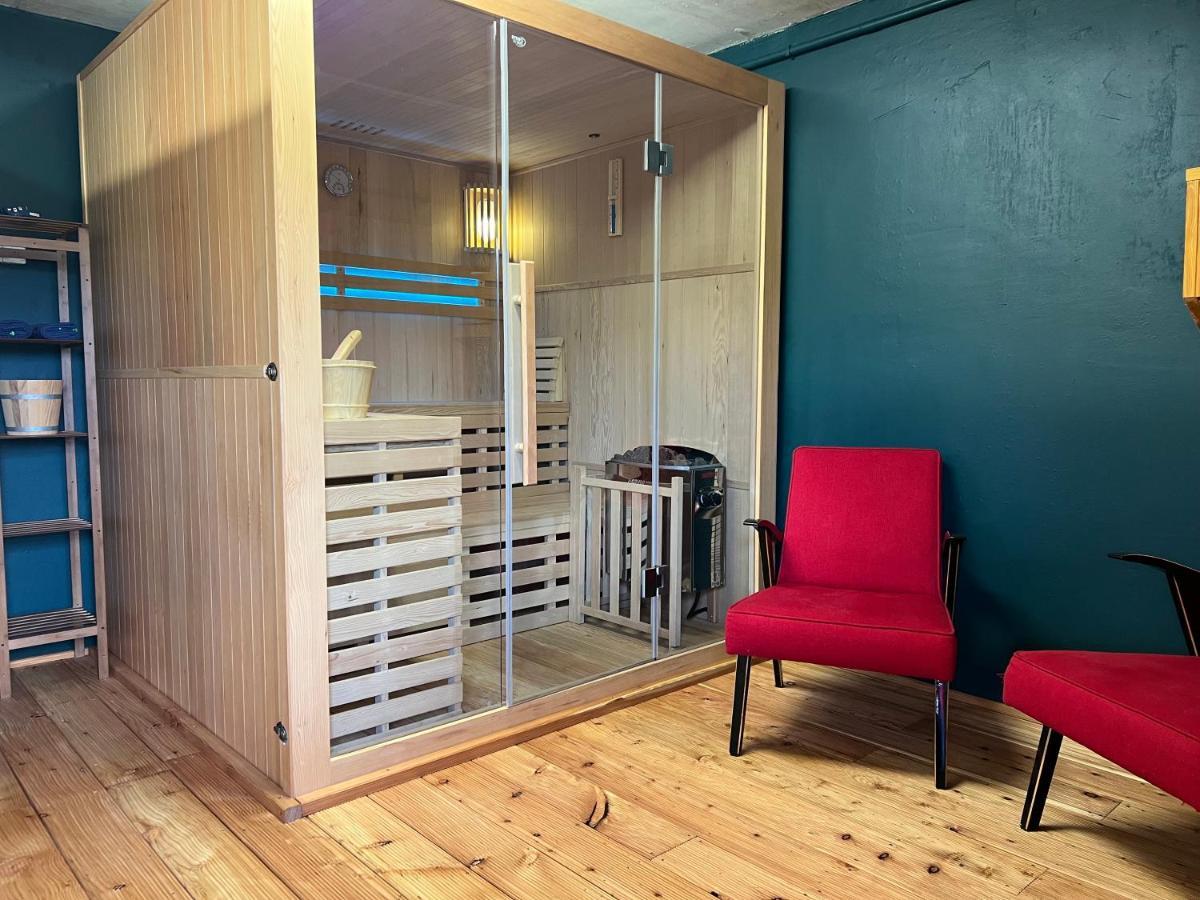 Houten Vakantiewoning "Reisnaarpolen" Royaal Ontbijt, Sauna En Hottub Czarna Góra 外观 照片