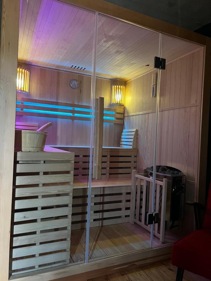 Houten Vakantiewoning "Reisnaarpolen" Royaal Ontbijt, Sauna En Hottub Czarna Góra 外观 照片