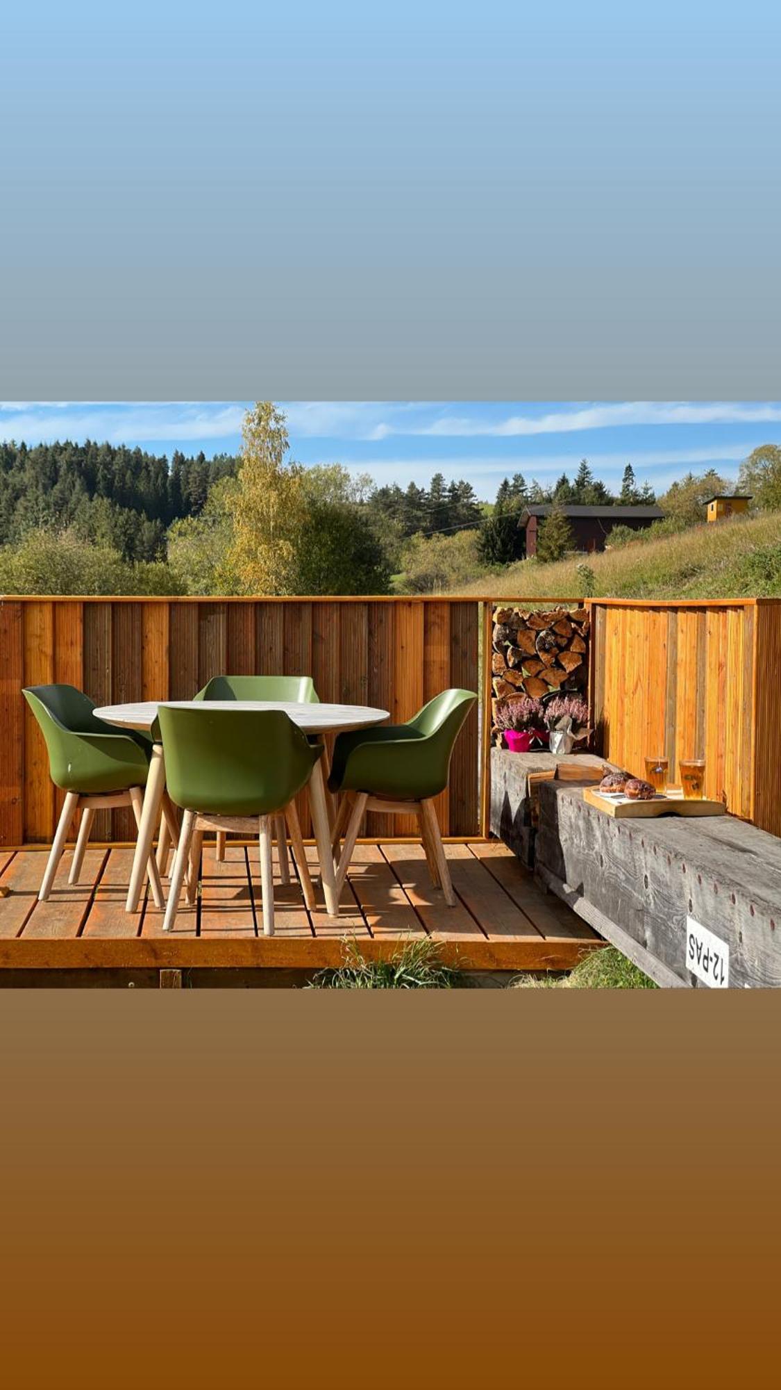 Houten Vakantiewoning "Reisnaarpolen" Royaal Ontbijt, Sauna En Hottub Czarna Góra 外观 照片